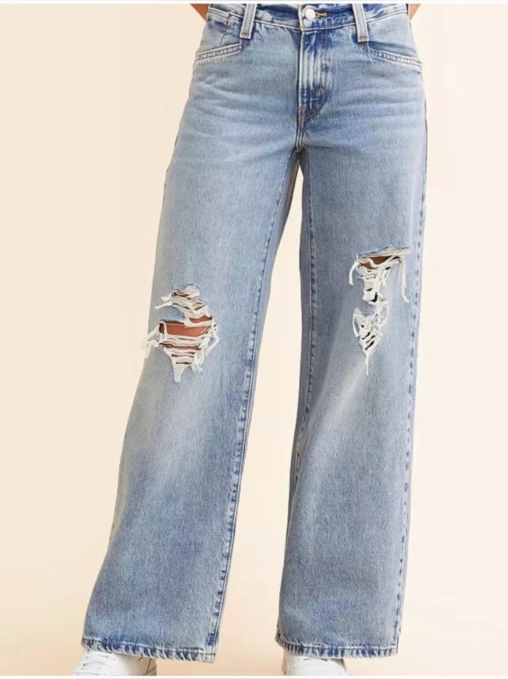 Levi’s ‘94 Baggy Wide Leg Jeans Sz 31 Trendy Distressed